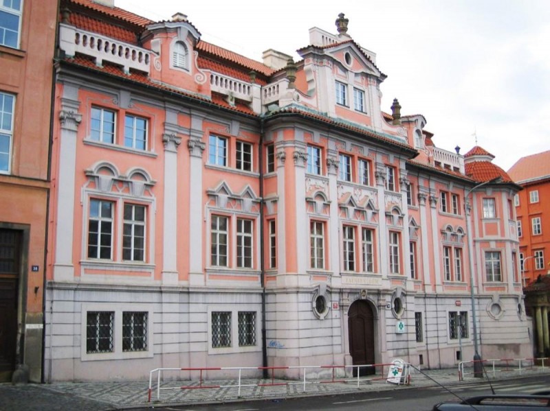 %D0%94%D0%BE%D0%BC-%D0%A4%D0%B0%D1%83%D1